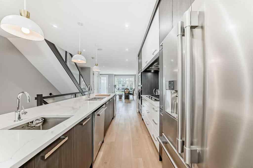 MLS® A2254816 - 2030 31 Street SW in Killarney/Glengarry Calgary, Residential