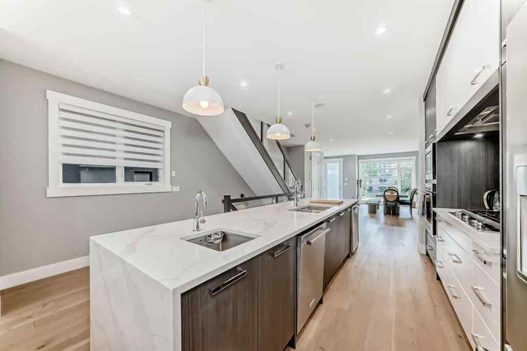 MLS® A2254816 - 2030 31 Street SW in Killarney/Glengarry Calgary, Residential