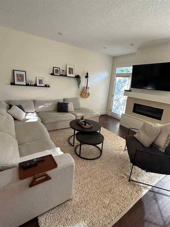 MLS® A2254818 - 2413 25 Street SW in Richmond Calgary, Residential