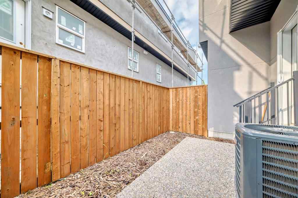 MLS® A2254826 - 1757 45 Street NW in Montgomery Calgary, Residential