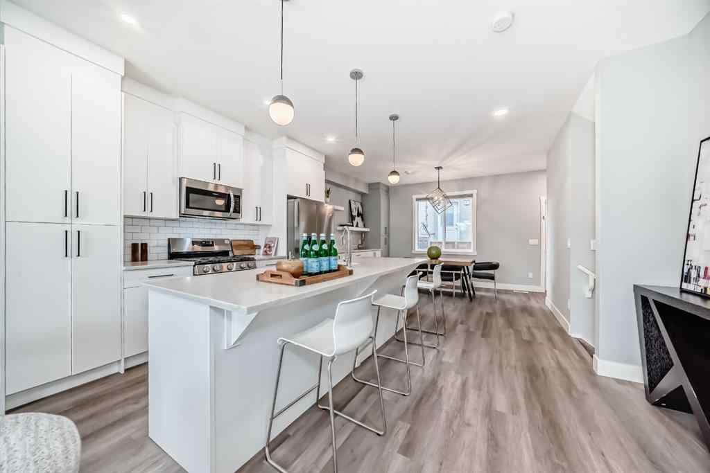 MLS® A2254826 - 1757 45 Street NW in Montgomery Calgary, Residential