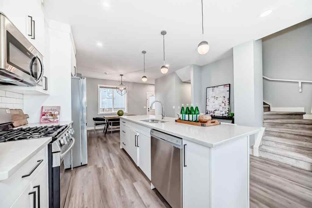 MLS® A2254826 - 1757 45 Street NW in Montgomery Calgary, Residential