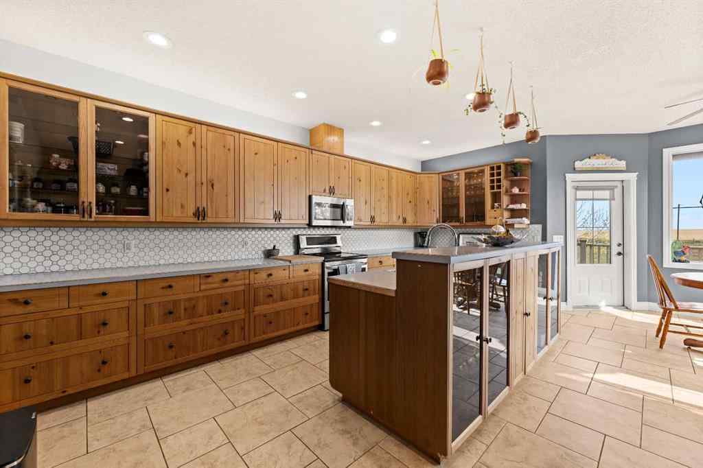 MLS® A2254827 - 284016 Range Road 275   in NONE Rural Rocky View County, Residential