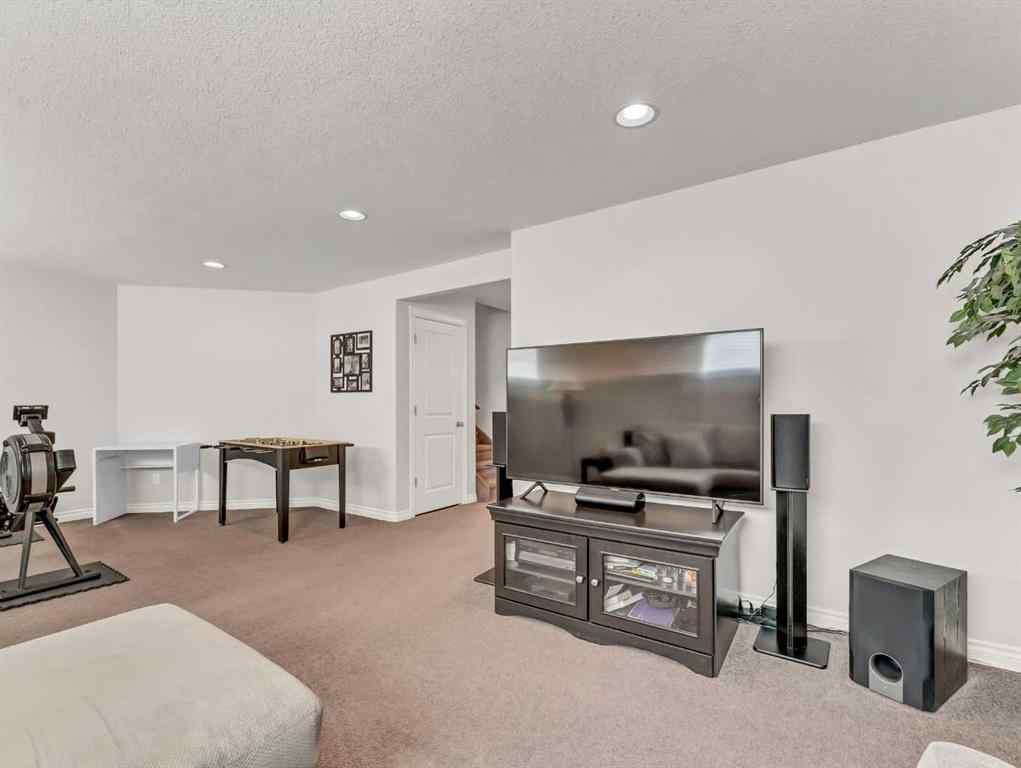 MLS® A2254828 - 47 Somerside Way SE in Southland Medicine Hat, Residential
