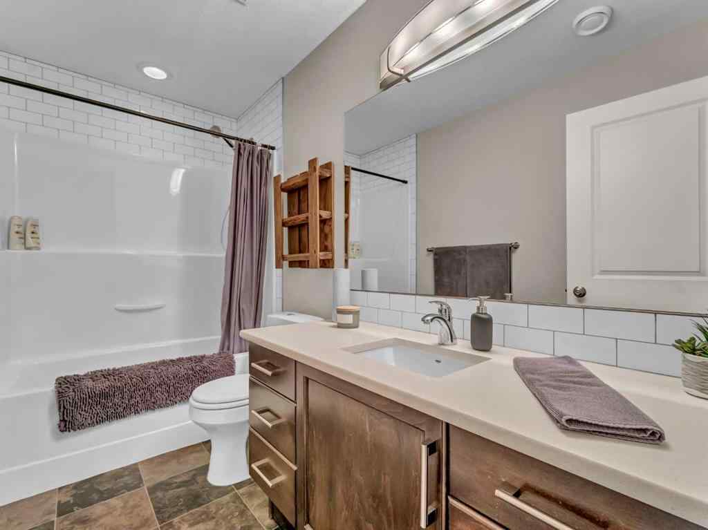 MLS® A2254828 - 47 Somerside Way SE in Southland Medicine Hat, Residential