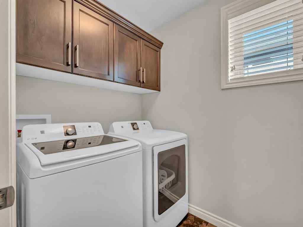 MLS® A2254828 - 47 Somerside Way SE in Southland Medicine Hat, Residential