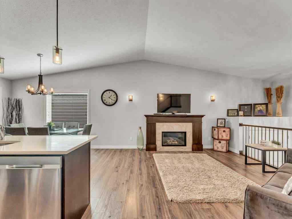 MLS® A2254828 - 47 Somerside Way SE in Southland Medicine Hat, Residential