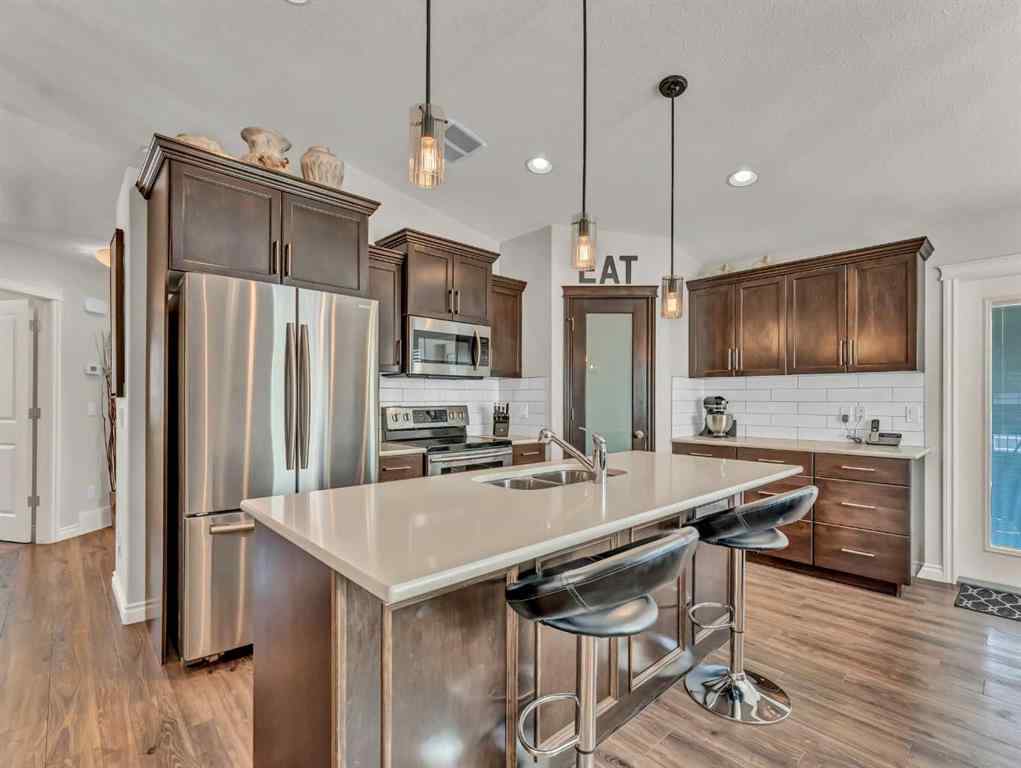MLS® A2254828 - 47 Somerside Way SE in Southland Medicine Hat, Residential