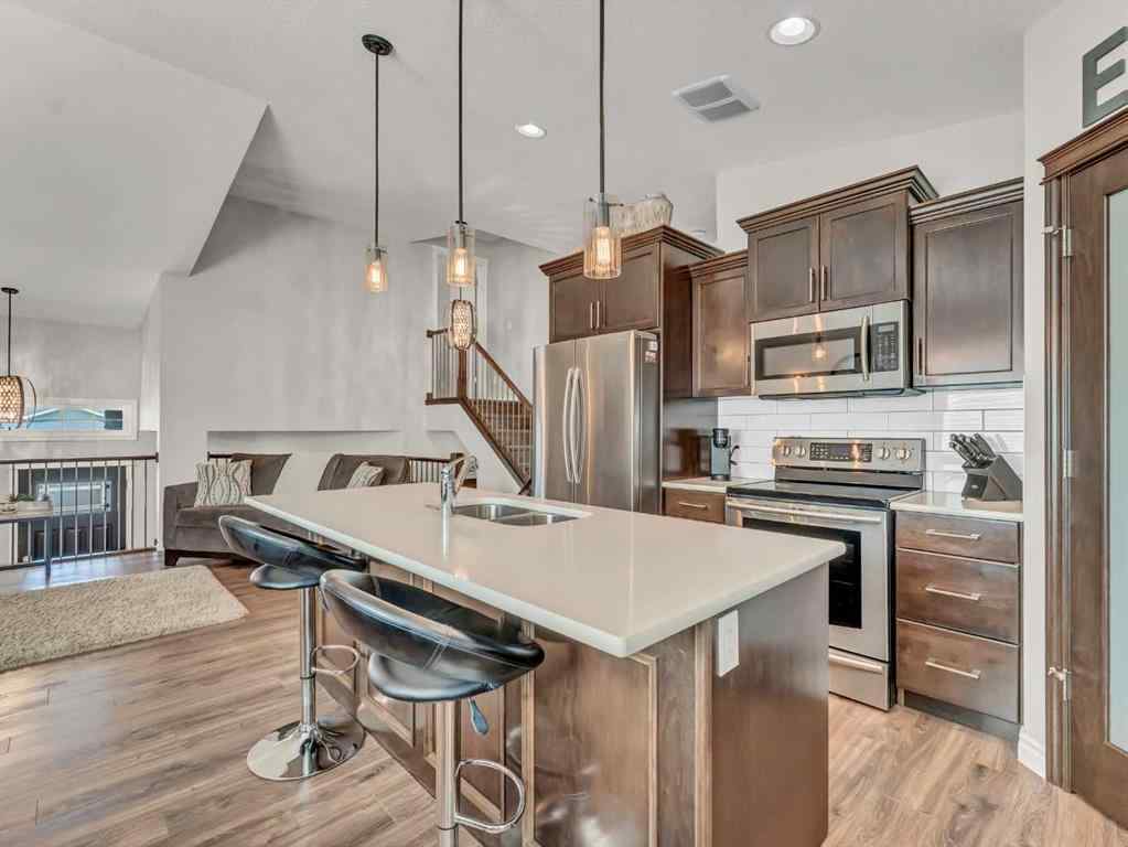 MLS® A2254828 - 47 Somerside Way SE in Southland Medicine Hat, Residential
