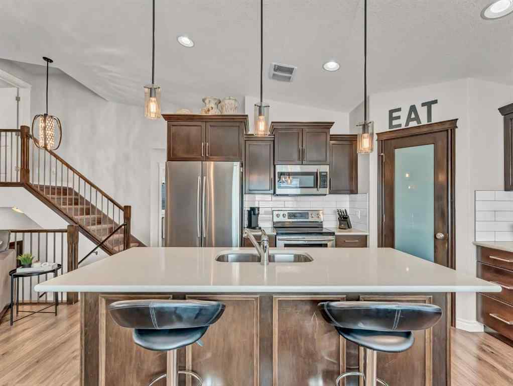 MLS® A2254828 - 47 Somerside Way SE in Southland Medicine Hat, Residential