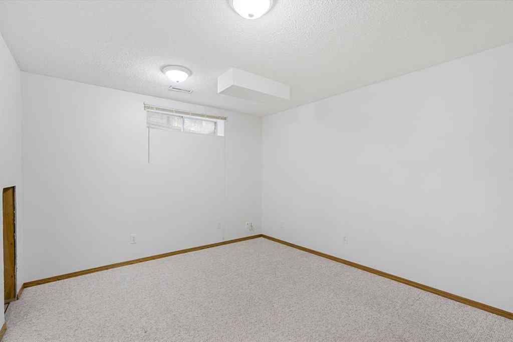 MLS® A2254830 - 184 Harvest Gold Circle NE in Harvest Hills Calgary, Residential