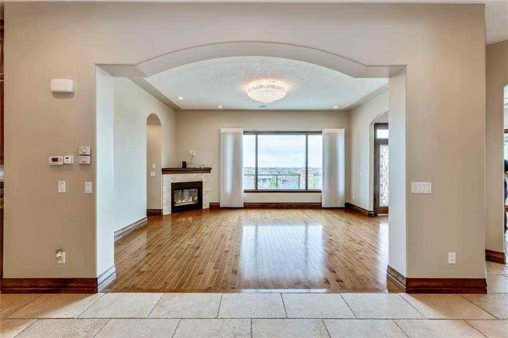 MLS® A2254832 - 35 Elmont Drive SW in Springbank Hill Calgary, Residential