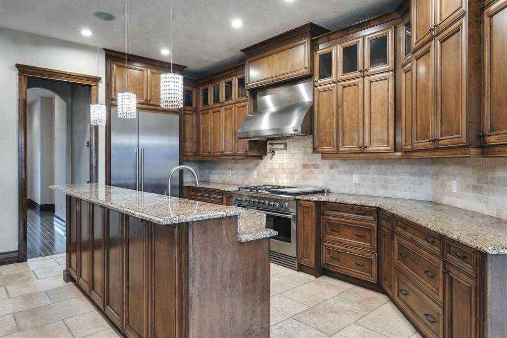 MLS® A2254832 - 35 Elmont Drive SW in Springbank Hill Calgary, Residential