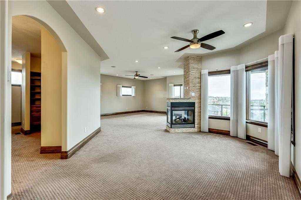 MLS® A2254832 - 35 Elmont Drive SW in Springbank Hill Calgary, Residential