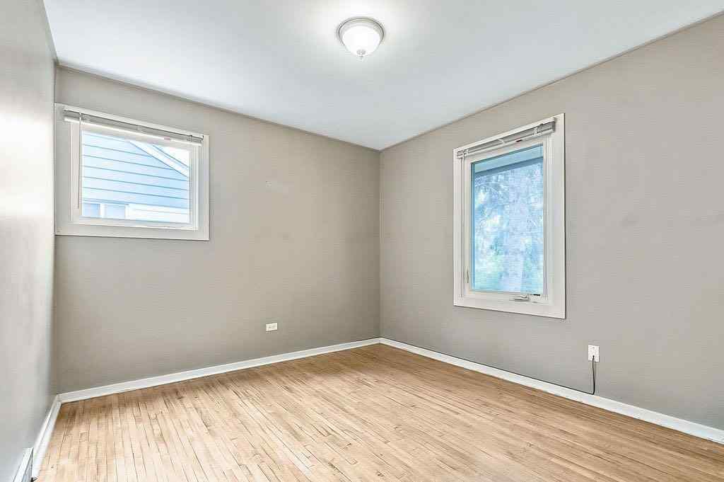 MLS® A2254834 - 906 Rundle Crescent NE in Renfrew Calgary, Residential