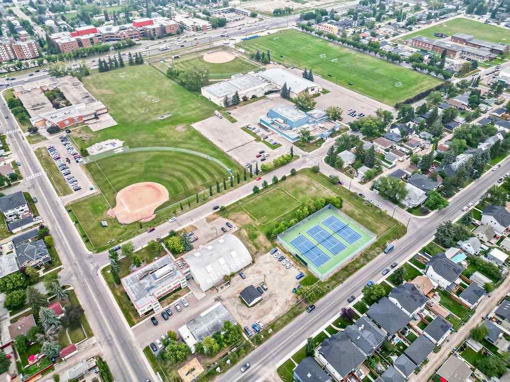 MLS® A2254834 - 906 Rundle Crescent NE in Renfrew Calgary, Residential