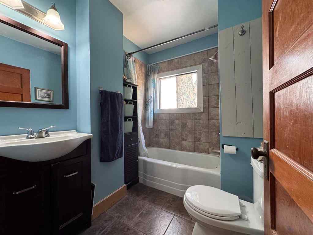 MLS® A2254836 - 4713 50 Street  in NONE Bashaw, Residential