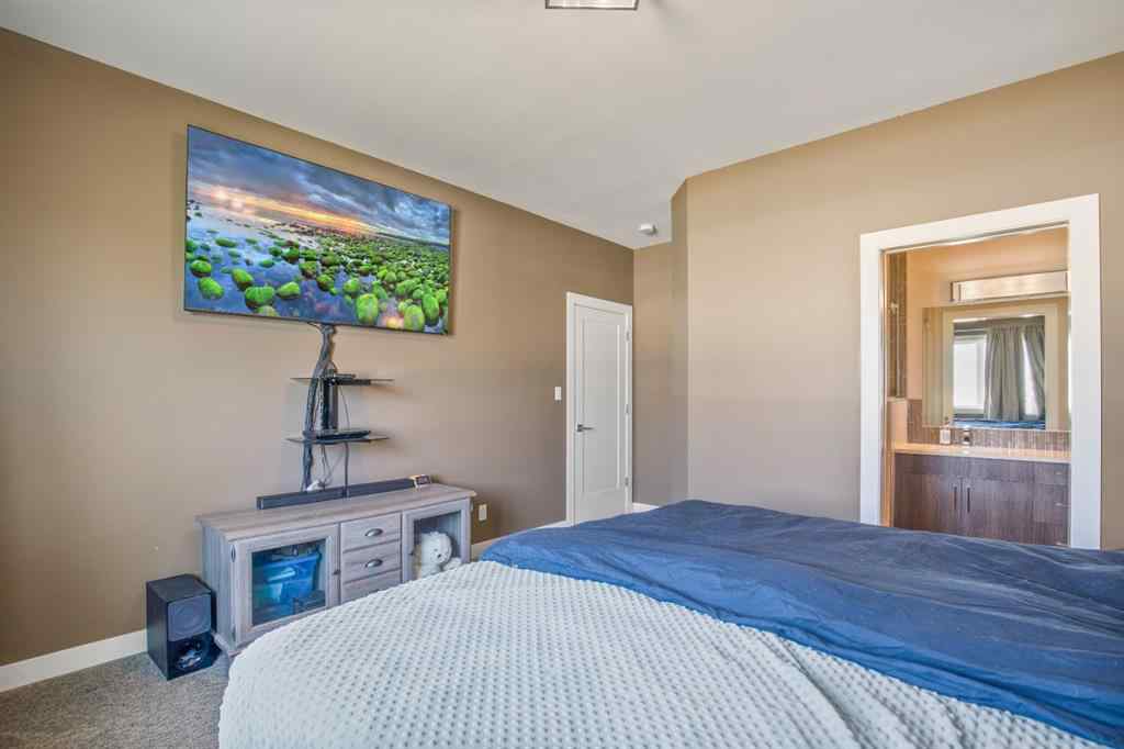 MLS® A2254837 - 38 Vista Close  in Valley Ridge Blackfalds, Residential