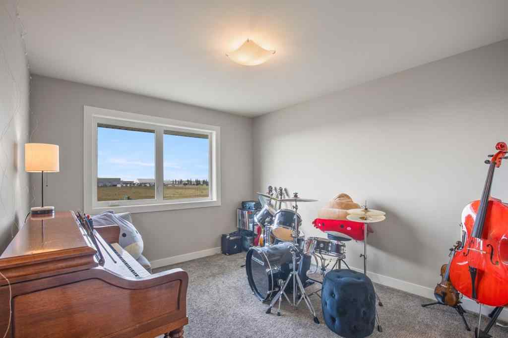 MLS® A2254837 - 38 Vista Close  in Valley Ridge Blackfalds, Residential