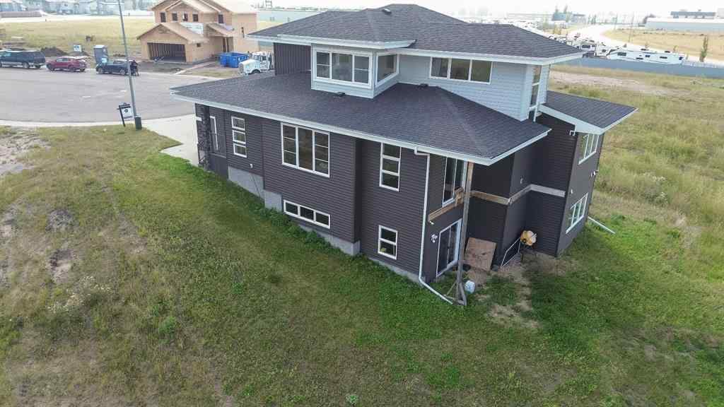 MLS® A2254837 - 38 Vista Close  in Valley Ridge Blackfalds, Residential