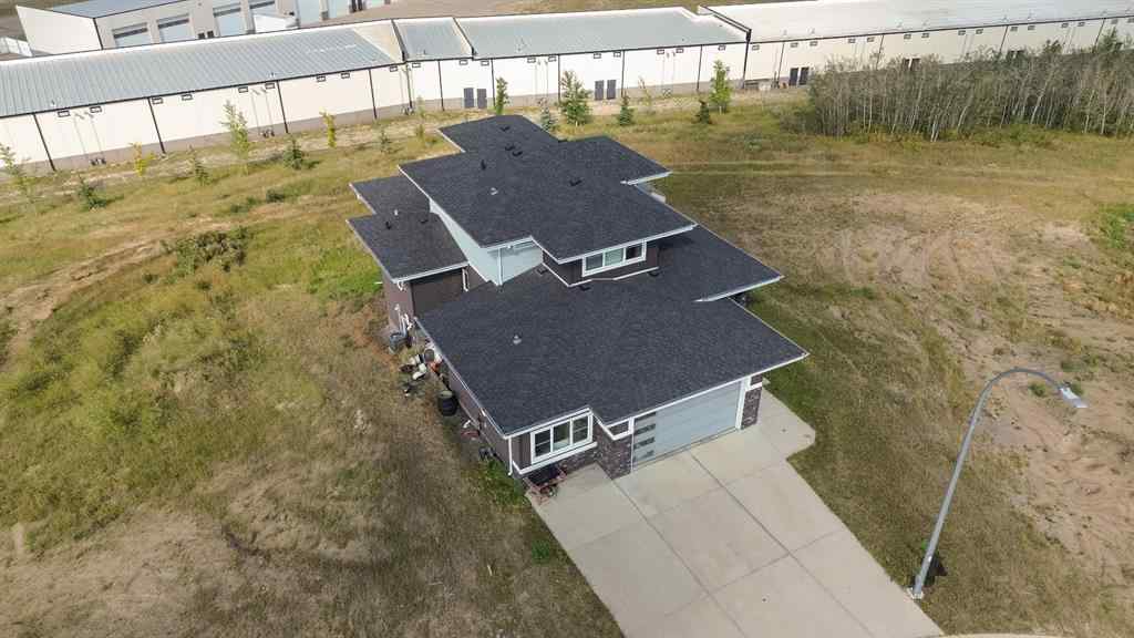 MLS® A2254837 - 38 Vista Close  in Valley Ridge Blackfalds, Residential