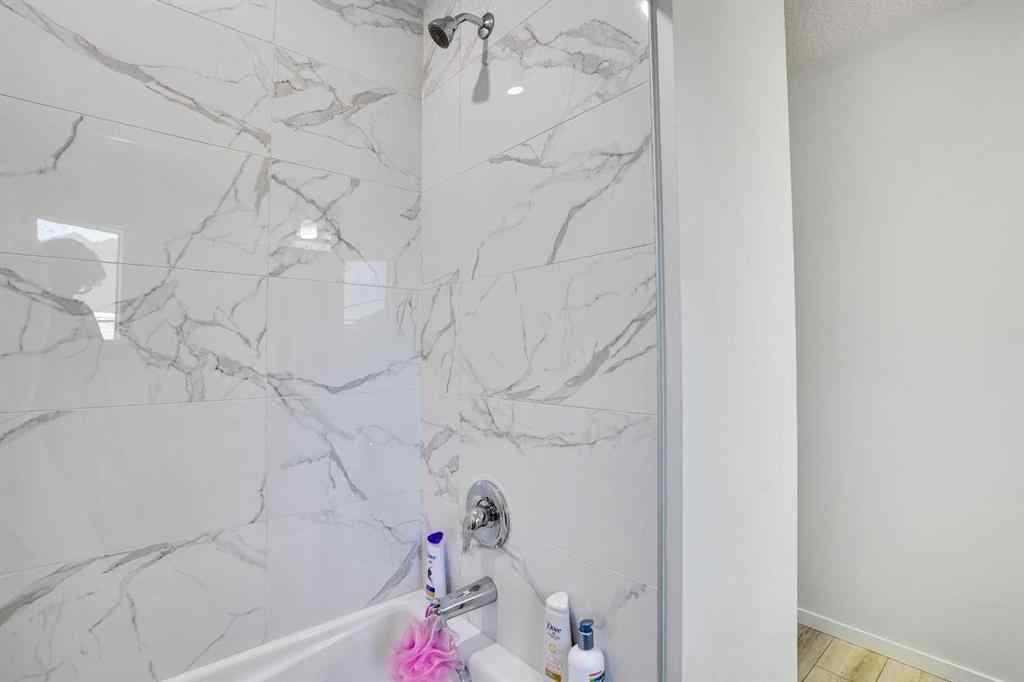 MLS® A2254841 - 216 Windbury Lane  in Airdrie Meadows Airdrie, Residential