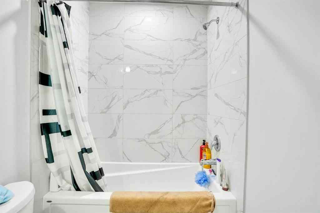 MLS® A2254841 - 216 Windbury Lane  in Airdrie Meadows Airdrie, Residential