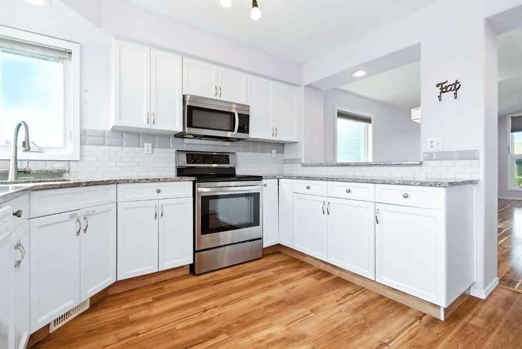 MLS® A2254848 - 140 Lanterman Close  in Lonsdale Red Deer, Residential
