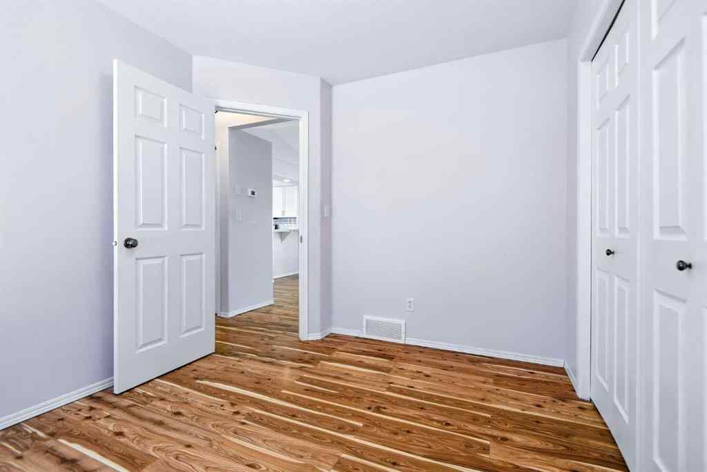 MLS® A2254848 - 140 Lanterman Close  in Lonsdale Red Deer, Residential