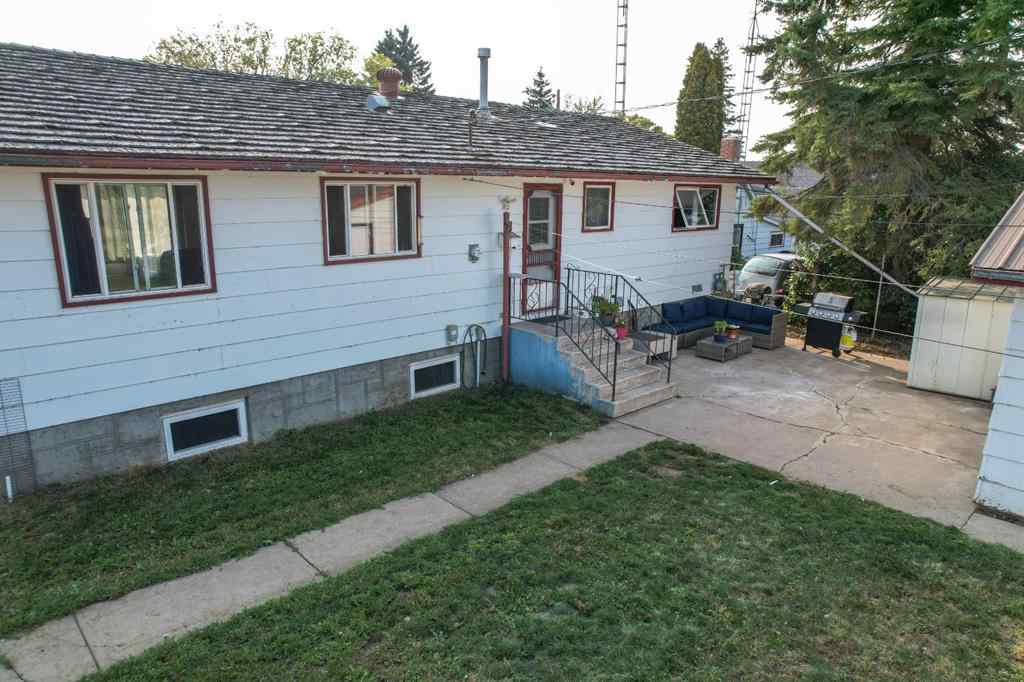 MLS® A2254851 - 5011 51st Ave Scott   in Bashaw Bashaw, Residential