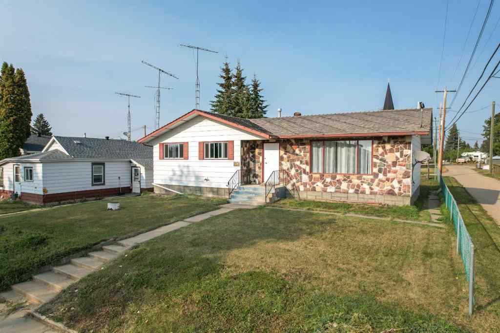 MLS® A2254851 - 5011 51st Ave Scott   in Bashaw Bashaw, Residential