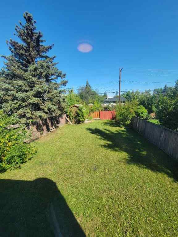 MLS® A2254855 - 10026 93 Avenue  in Swanavon Grande Prairie, Residential