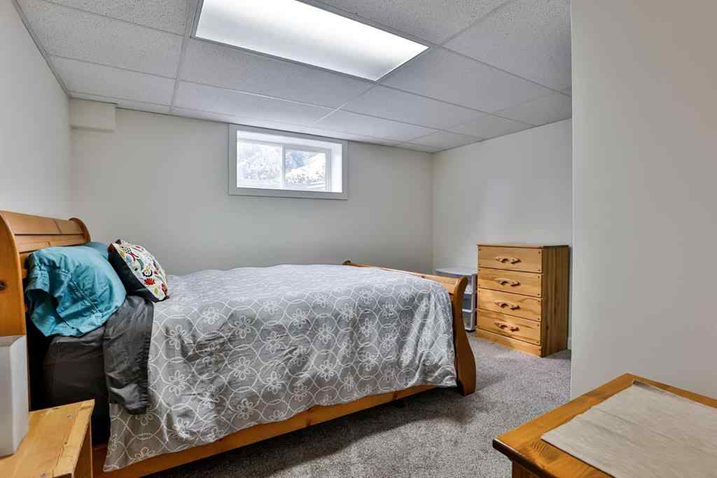 MLS® A2254857 - 2202 36 Street S in Redwood Lethbridge, Residential