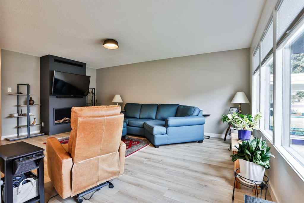 MLS® A2254857 - 2202 36 Street S in Redwood Lethbridge, Residential