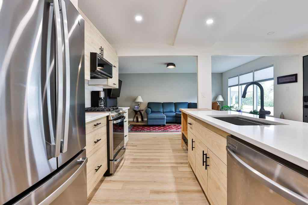 MLS® A2254857 - 2202 36 Street S in Redwood Lethbridge, Residential