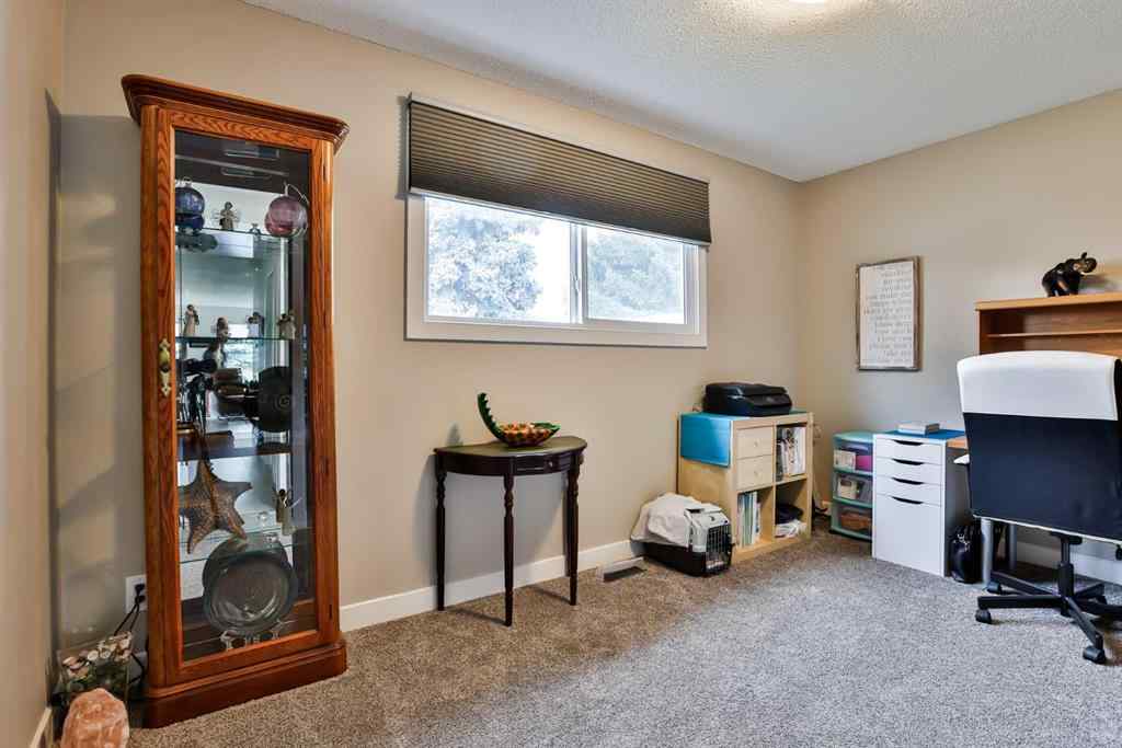 MLS® A2254857 - 2202 36 Street S in Redwood Lethbridge, Residential