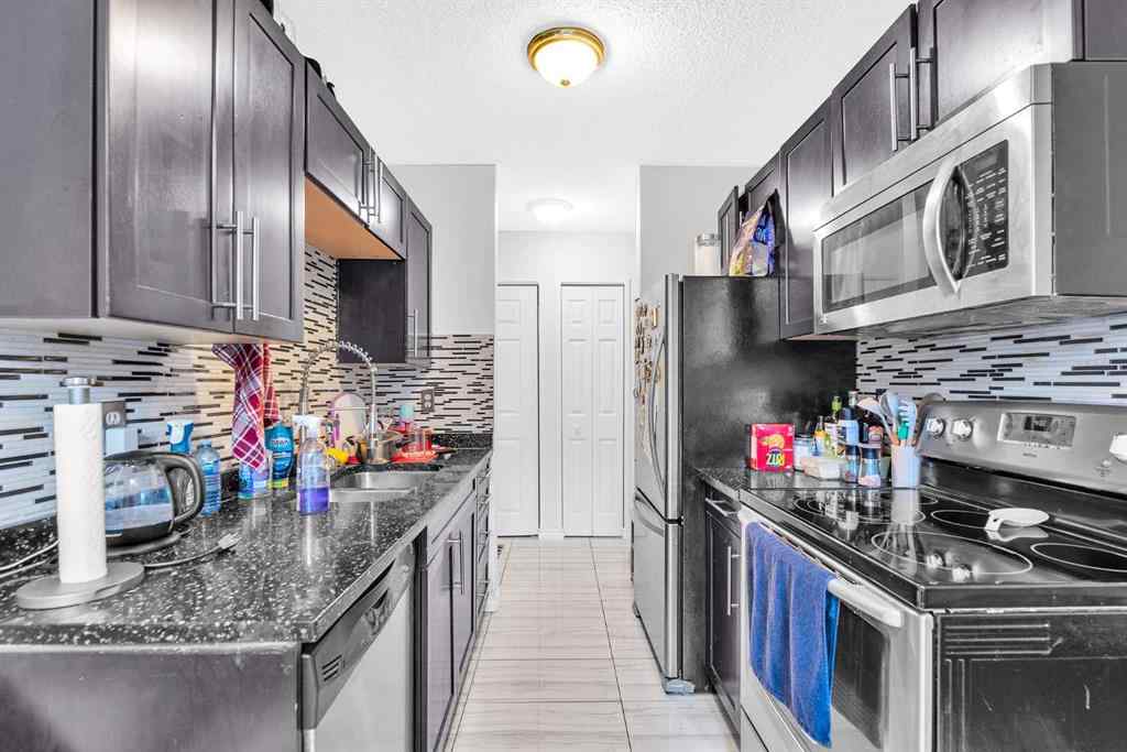MLS® A2254858 - Unit #204 2611 15A Street SW in Bankview Calgary, Residential