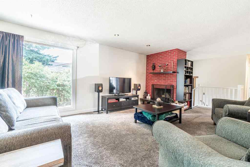MLS® A2254861 - 4812 Valiant Drive NW in Varsity Calgary, Residential