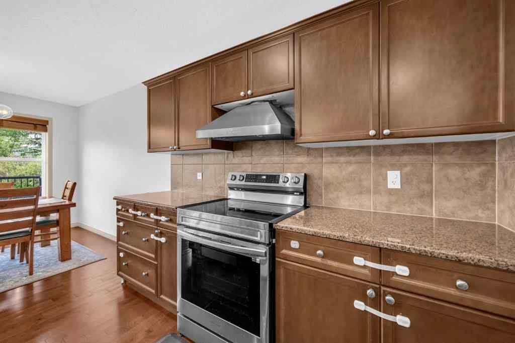 MLS® A2254871 - 126 Kincora Glen Mews NW in Kincora Calgary, Residential