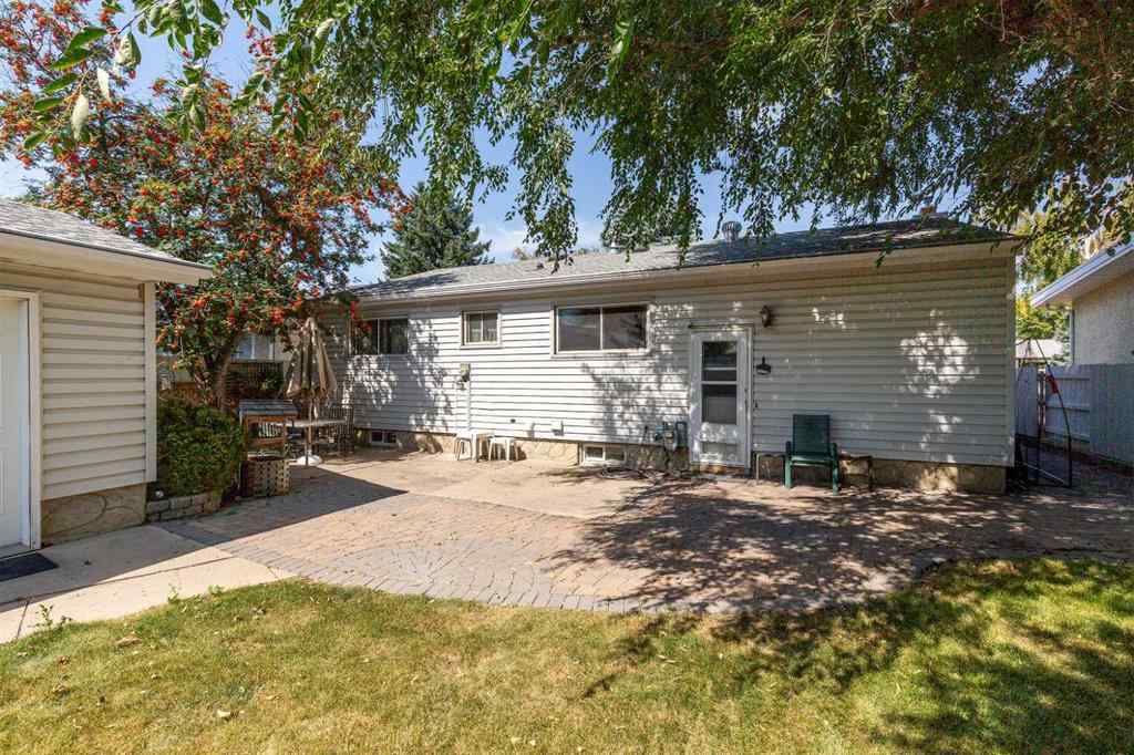 MLS® A2254872 - 2610 13 Avenue N in Park Meadows Lethbridge, Residential
