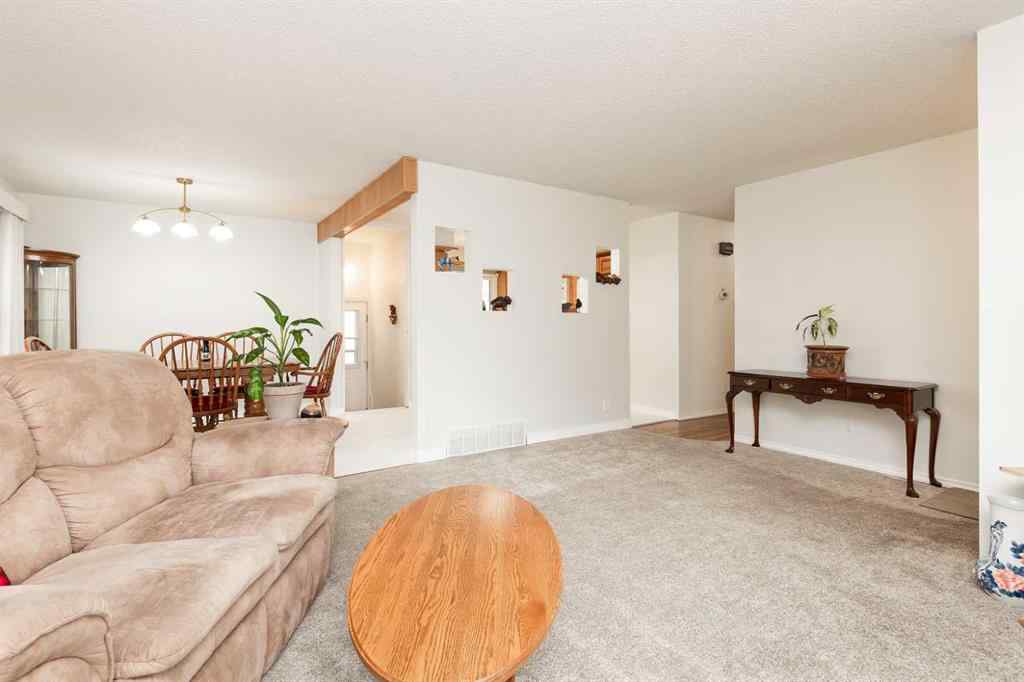MLS® A2254872 - 2610 13 Avenue N in Park Meadows Lethbridge, Residential