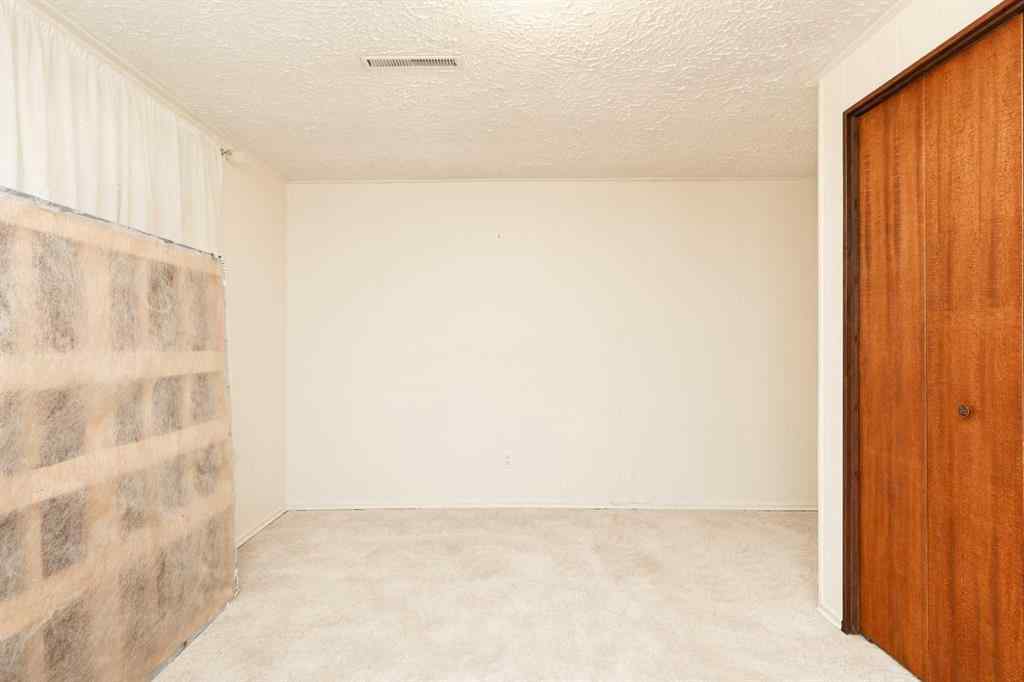 MLS® A2254872 - 2610 13 Avenue N in Park Meadows Lethbridge, Residential
