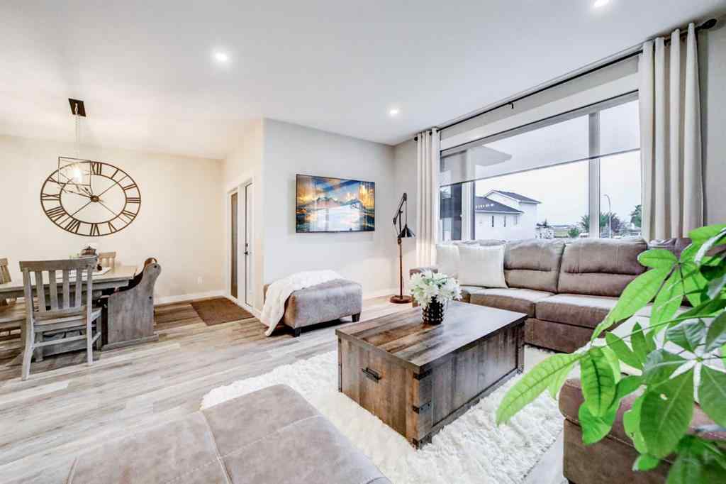 MLS® A2254873 - 709 Sixmile Crescent S in Southgate Lethbridge, Residential