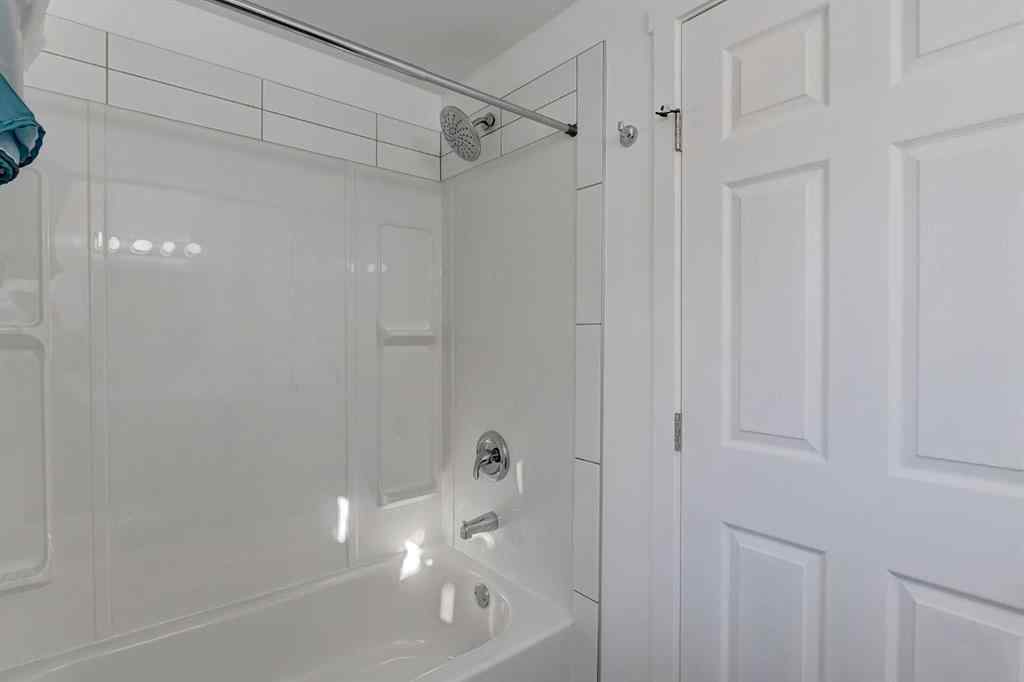 MLS® A2254874 - 9751 69 Avenue  in South Patterson Place Grande Prairie, Residential