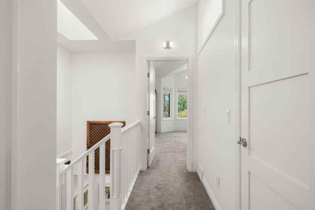 MLS® A2254884 - 1739 Bowness Road NW in Hillhurst Calgary, Residential