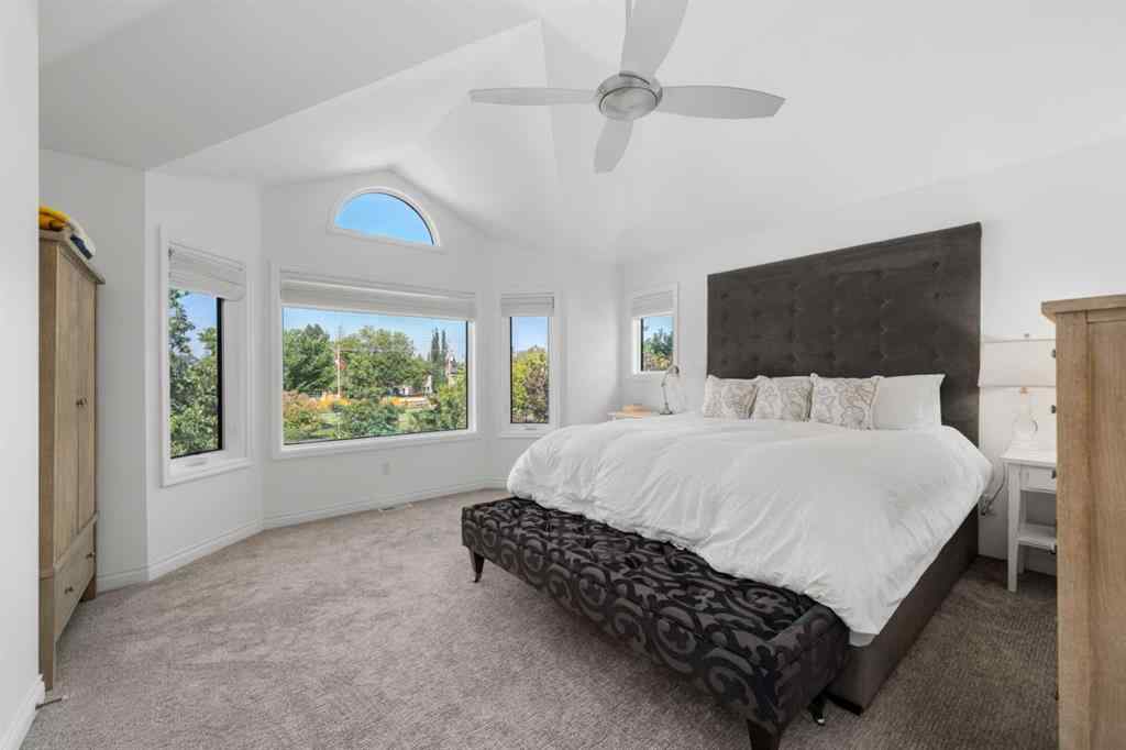 MLS® A2254884 - 1739 Bowness Road NW in Hillhurst Calgary, Residential