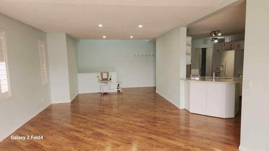MLS® A2254887 - Unit #304 39 Hidden Creek Place  in Hidden Valley Calgary, Residential
