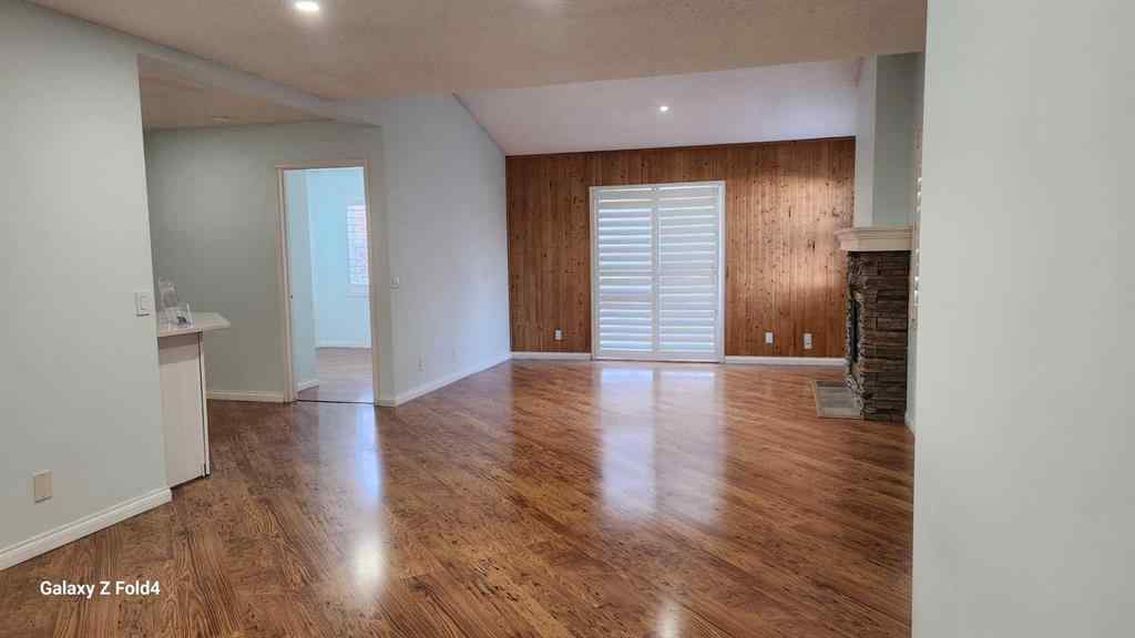 MLS® A2254887 - Unit #304 39 Hidden Creek Place  in Hidden Valley Calgary, Residential