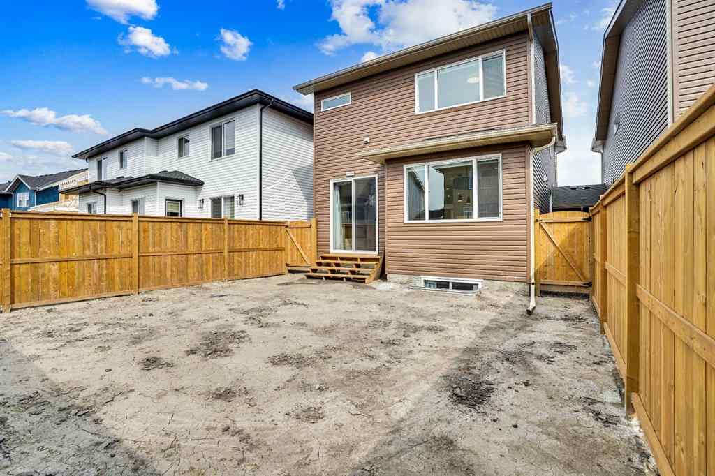 MLS® A2254888 - 114 Sandpiper Bend   in Kinniburgh South Chestermere, Residential