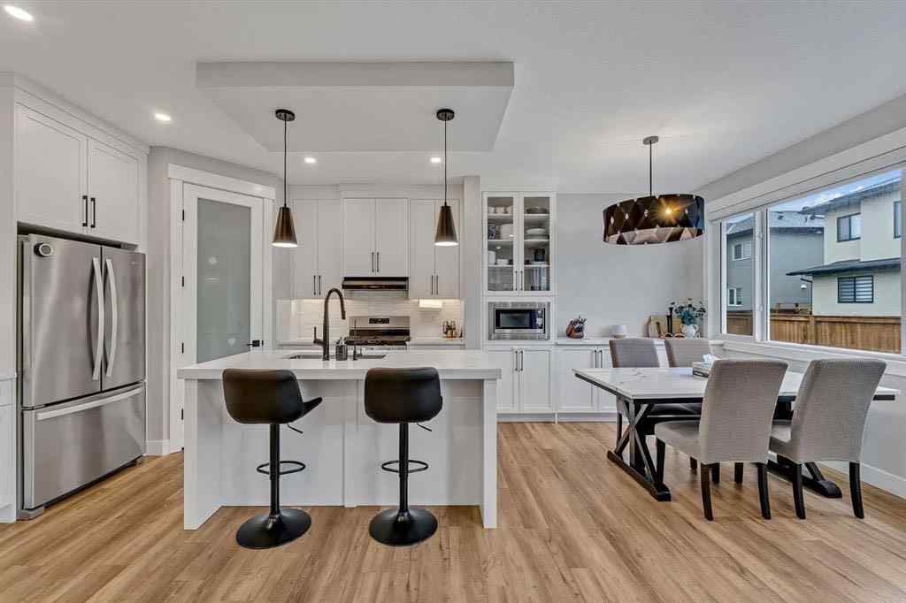 MLS® A2254888 - 114 Sandpiper Bend   in Kinniburgh South Chestermere, Residential
